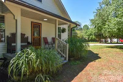 345 W Lowrance Avenue, Mooresville, NC 28115 - Photo 5