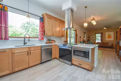 345 W Lowrance Avenue, Mooresville, NC 28115 - Photo 7