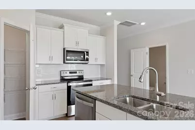 211 Valley Breeze Road, Fletcher, NC 28732 - Photo 11