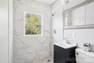 1424 Ware Ave, Gastonia, NC 28052 - Photo 9