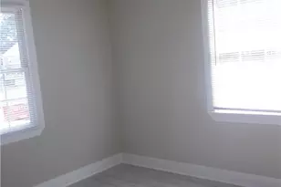 2431 Columbus Cir, Charlotte, NC 28208 - Photo 11