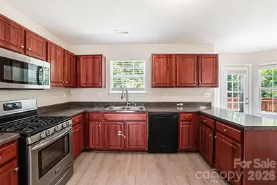 5012 Eagle Creek Drive, Charlotte, NC 28269 - Photo 13