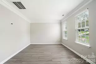 5012 Eagle Creek Dr, Charlotte, NC 28269 - Photo 5