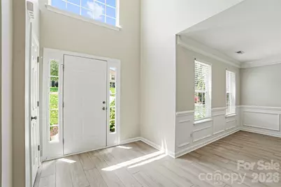 5012 Eagle Creek Drive, Charlotte, NC 28269 - Photo 3