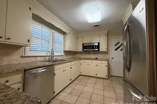 110 1st St Pl SE, Conover, NC 28613 - Photo 11