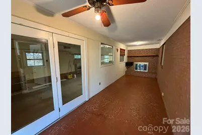 110 1st Street Place SE, Conover, NC 28613 - Photo 7
