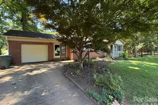 110 1st St Pl SE, Conover, NC 28613 - Photo 5