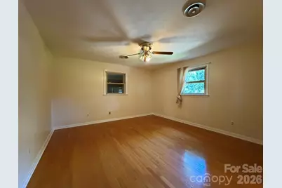110 1st Street Place SE, Conover, NC 28613 - Photo 31