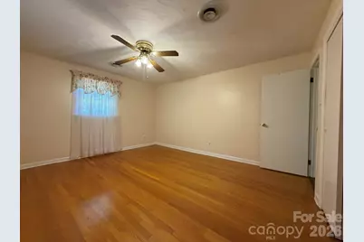 110 1st Street Place SE, Conover, NC 28613 - Photo 21