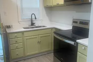 1005 Andrill Terrace, Charlotte, NC 28216 - Photo 3
