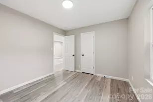 1829 Taylor Ave, Charlotte, NC 28216 - Photo 7