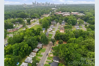 1829 Taylor Avenue, Charlotte, NC 28216 - Photo 11
