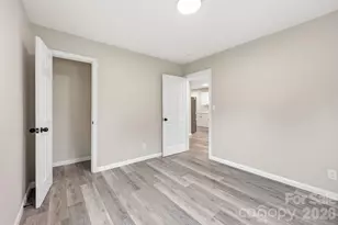 1829 Taylor Ave, Charlotte, NC 28216 - Photo 5
