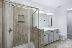 5618 Stonewells Dr, Charlotte, NC 28278 - Photo 13