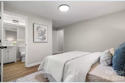 965 23rd Avenue NE, Hickory, NC 28601 - Photo 13