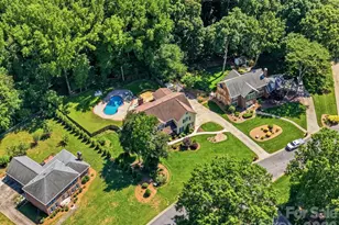 12816 Hidden Hills Ln, Mint Hill, NC 28227 - Photo 3