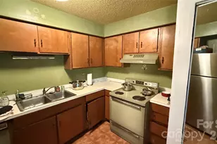 9119 Spyglass Pl, Charlotte, NC 28214 - Photo 27