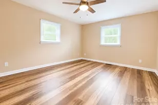 114 Falling Waters Rd, Hendersonville, NC 28792 - Photo 9
