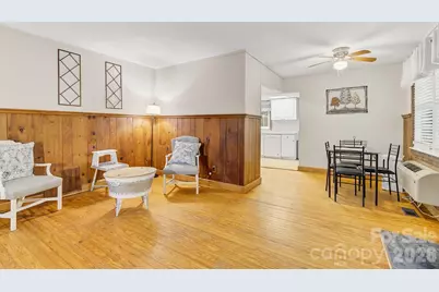 3119 Brevard Road, Hendersonville, NC 28791 - Photo 7