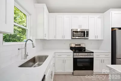 1111 W 7th Avenue, Gastonia, NC 28052 - Photo 9