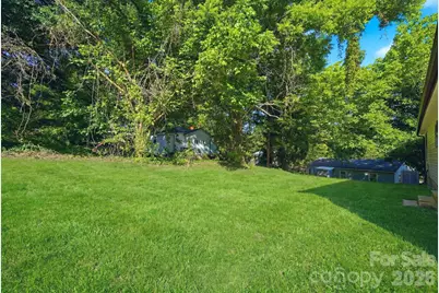 1111 W 7th Avenue, Gastonia, NC 28052 - Photo 37
