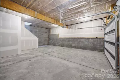 1111 W 7th Avenue, Gastonia, NC 28052 - Photo 35