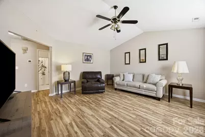 9003 Four Mile Creek Road, Charlotte, NC 28277 - Photo 5