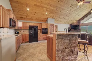 346 Torwood Ln, Whittier, NC 28789 - Photo 15