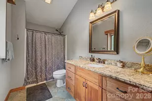 346 Torwood Ln, Whittier, NC 28789 - Photo 21