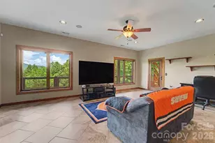346 Torwood Ln, Whittier, NC 28789 - Photo 25