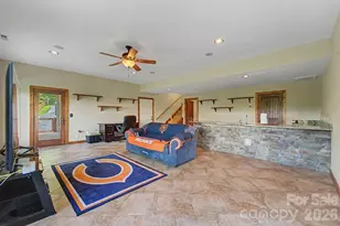 346 Torwood Ln, Whittier, NC 28789 - Photo 17