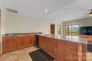 346 Torwood Ln, Whittier, NC 28789 - Photo 19