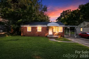 2505 Druid Hls Wy, Charlotte, NC 28206 - Photo 1