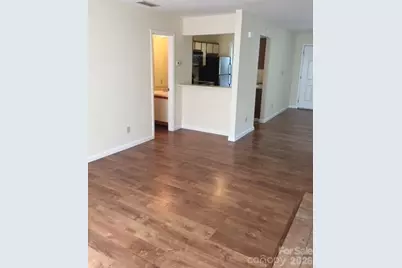 814 Selwyn Oaks Court, Charlotte, NC 28209 - Photo 3