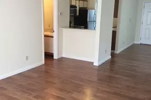 814 Selwyn Oaks Ct, Charlotte, NC 28209 - Photo 3