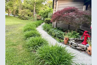 9 Tall Pines Road, Hendersonville, NC 28739 - Photo 5
