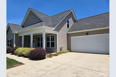 990 Russell Ridge Drive, Catawba, NC 28609 - Photo 1