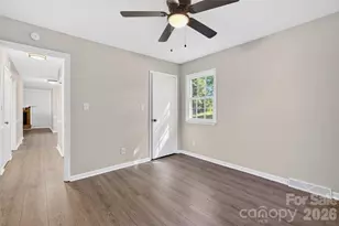 616 Old Farm Rd, Statesville, NC 28625 - Photo 9