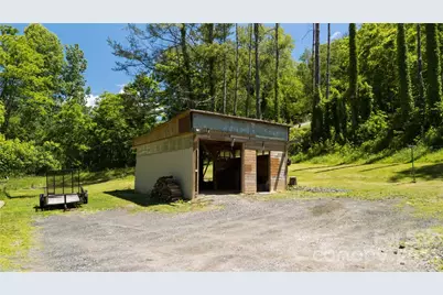 92 Buchanan Drive, Bakersville, NC 28705 - Photo 17