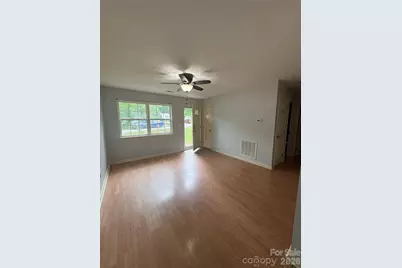 3931 Durham Lane, Charlotte, NC 28269 - Photo 13