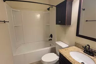 3931 Durham Ln, Charlotte, NC 28269 - Photo 5