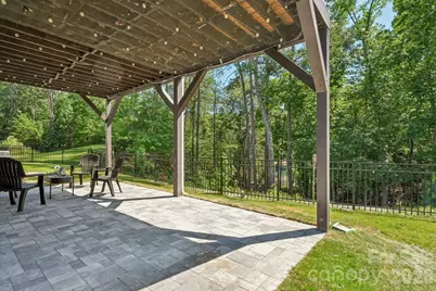 17810 Burnt Hickory Drive, Charlotte, NC 28278 - Photo 41