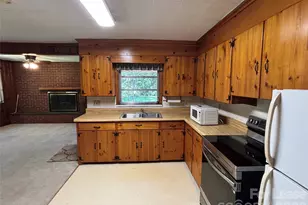 2311 Back Creek Church Rd, Charlotte, NC 28213 - Photo 21