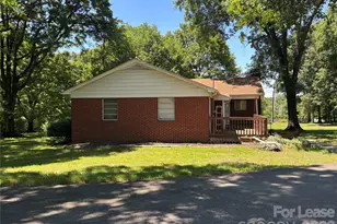 2311 Back Creek Church Rd, Charlotte, NC 28213 - Photo 5
