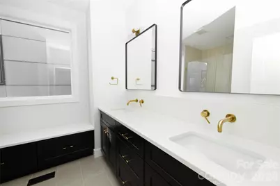 221 Woodsborough Place, Raleigh, NC 27601 - Photo 23