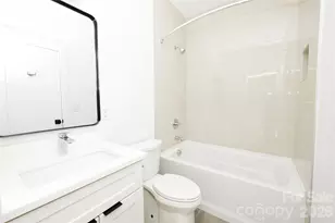 221 Woodsborough Pl, Raleigh, NC 27601 - Photo 11