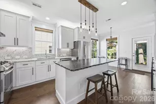 10900 Owl Nest Ln, Charlotte, NC 28277 - Photo 7
