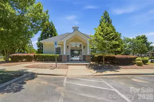 12226 Red Rust Ln, Charlotte, NC 28277 - Photo 11