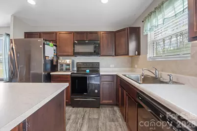813 Yorkshire Drive, Albemarle, NC 28001 - Photo 5