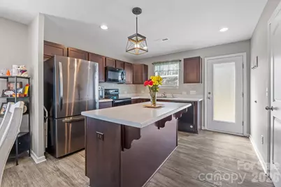 813 Yorkshire Drive, Albemarle, NC 28001 - Photo 3